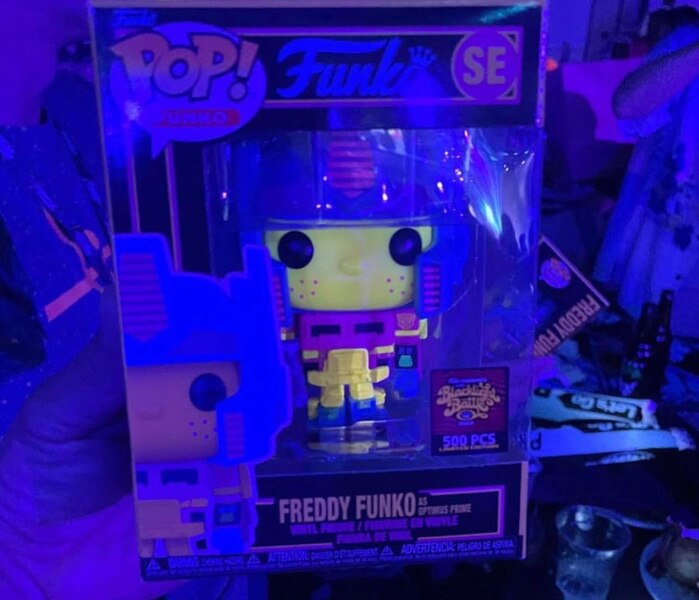 SDCC 2022   Funko Fundays Freddy Funko Optimus Prime Pop! Glow In The Dark 500 Exclusive Image  (2 of 4)